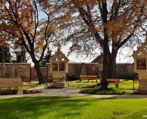 szent-mihaly-templom-kertje-sopron