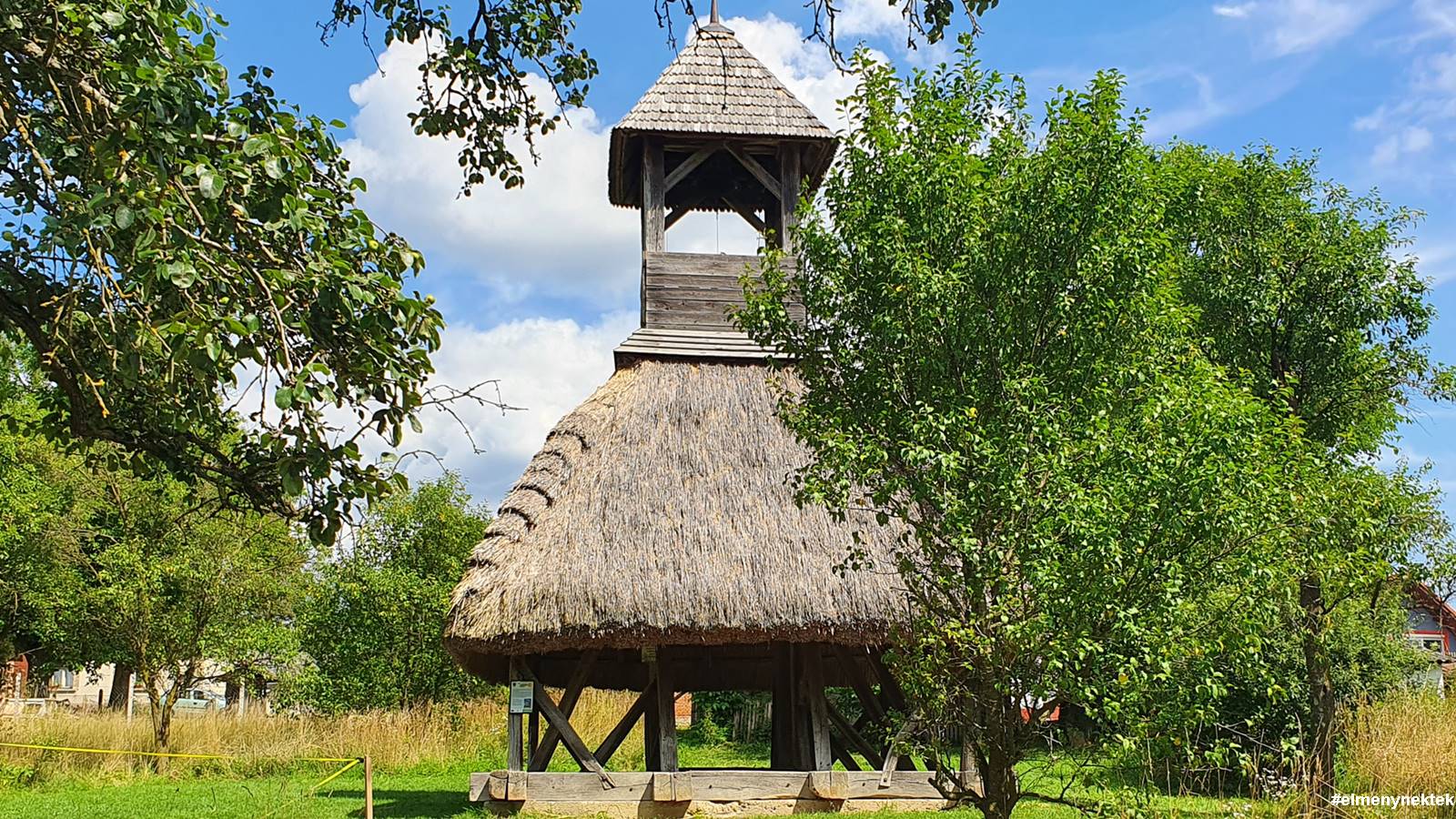 szoknyas-haranglab-pankasz