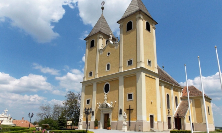 Mindenszentek templom, Fertőszéplak mindenszentek-templom-fertoszeplak-